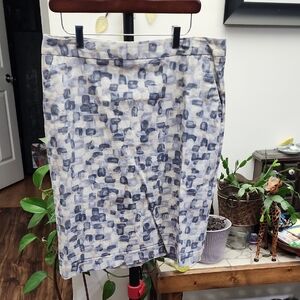 Jaclyn Smith Blue and Cream Pencil Skirt